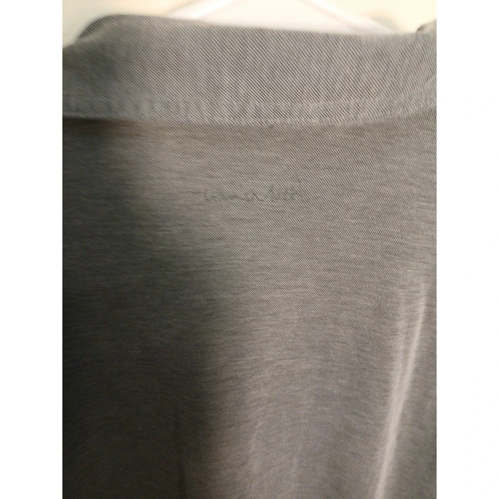 Travis Mathew Mens Gray Short Sleeve Polo Shirt Golf Casual Size L